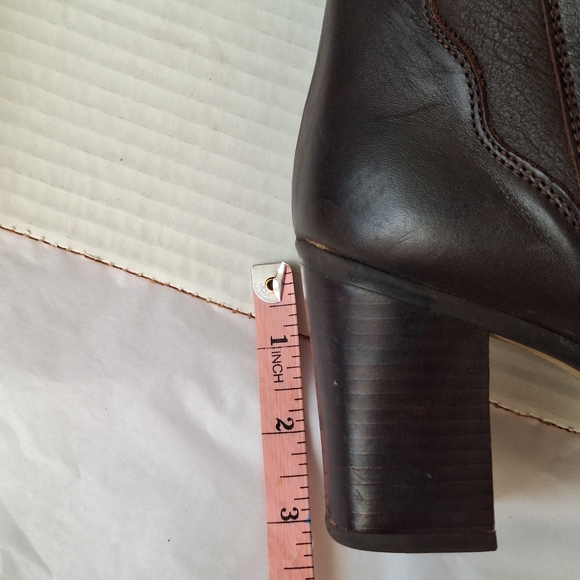 Alba leather boot with inner shearling lining from top to bottom of toe size 9 - Picture 5 of 13
